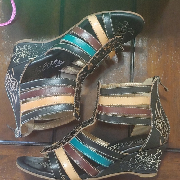 Corky's Elite Gladiator sandals - Picture 3 of 7